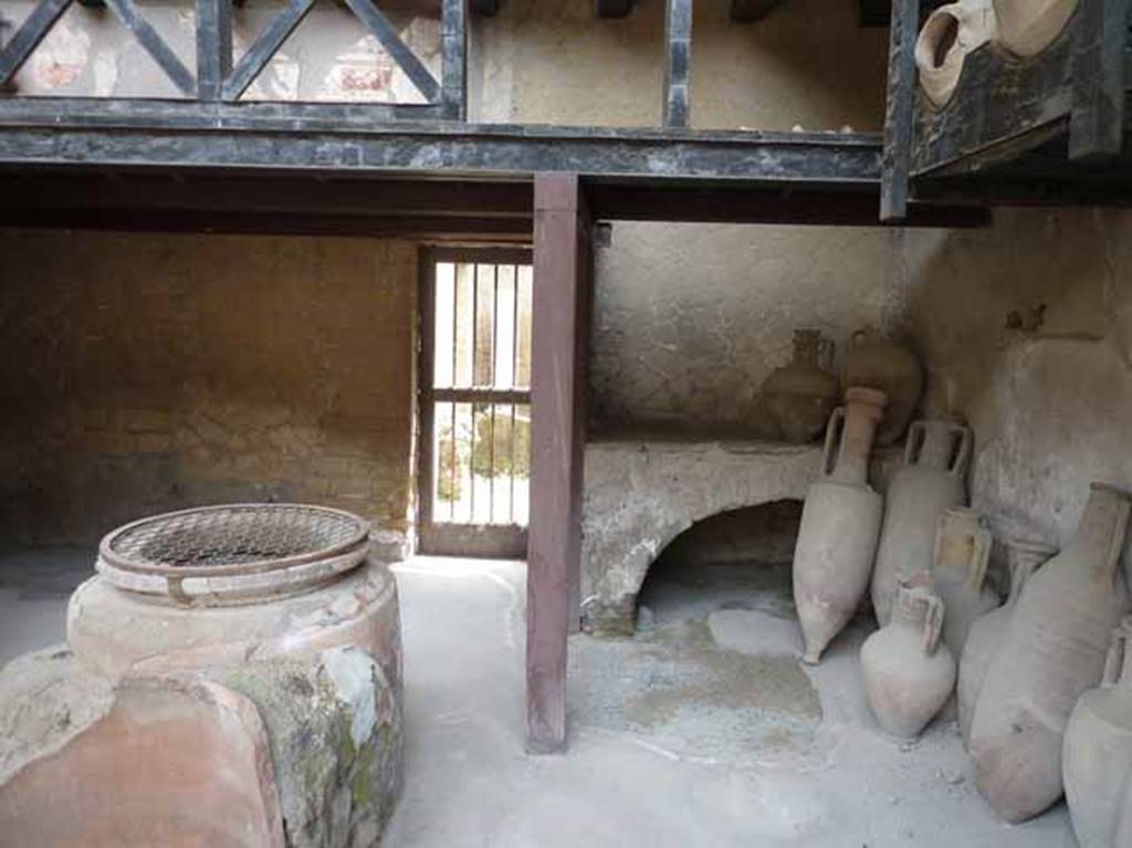 Ins. V.6. May 2010. Looking towards east wall in south-east corner.